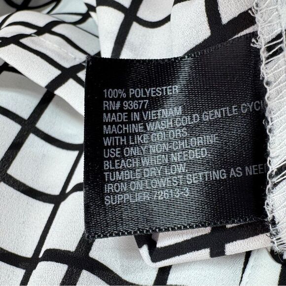 Worthington Windowpane Check Chiffon V Neck Blouse White Black Medium - Picture 9 of 11